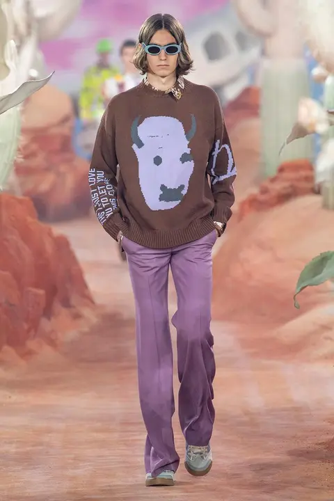 6565