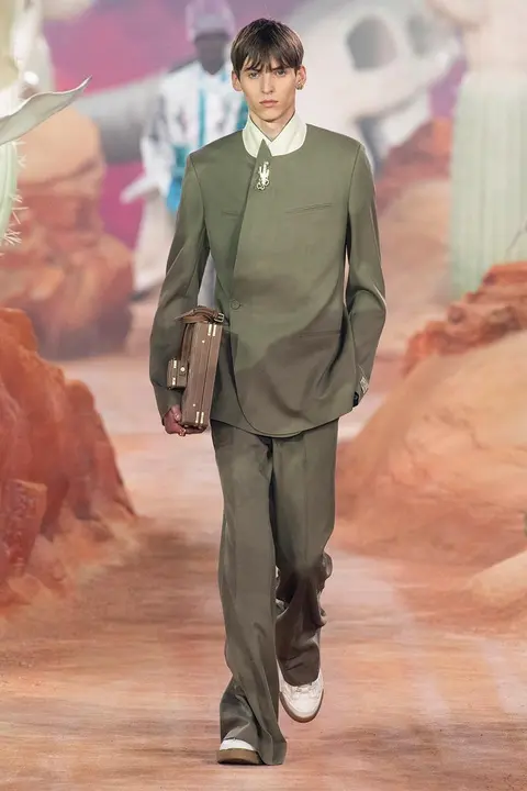 https___hypebeast.com_image_2021_06_dior-travis-scott-cactus-jack-summer-2022-kim-jones-details-039