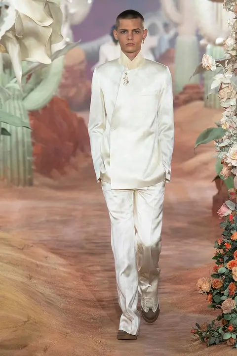https___hypebeast.com_image_2021_06_dior-travis-scott-cactus-jack-summer-2022-kim-jones-details-050