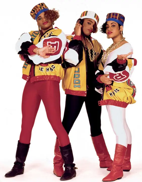 05hiphop9-superJumbo