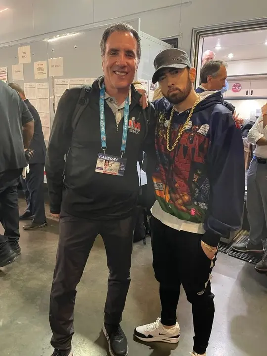 eminem-backstage-super-bowl