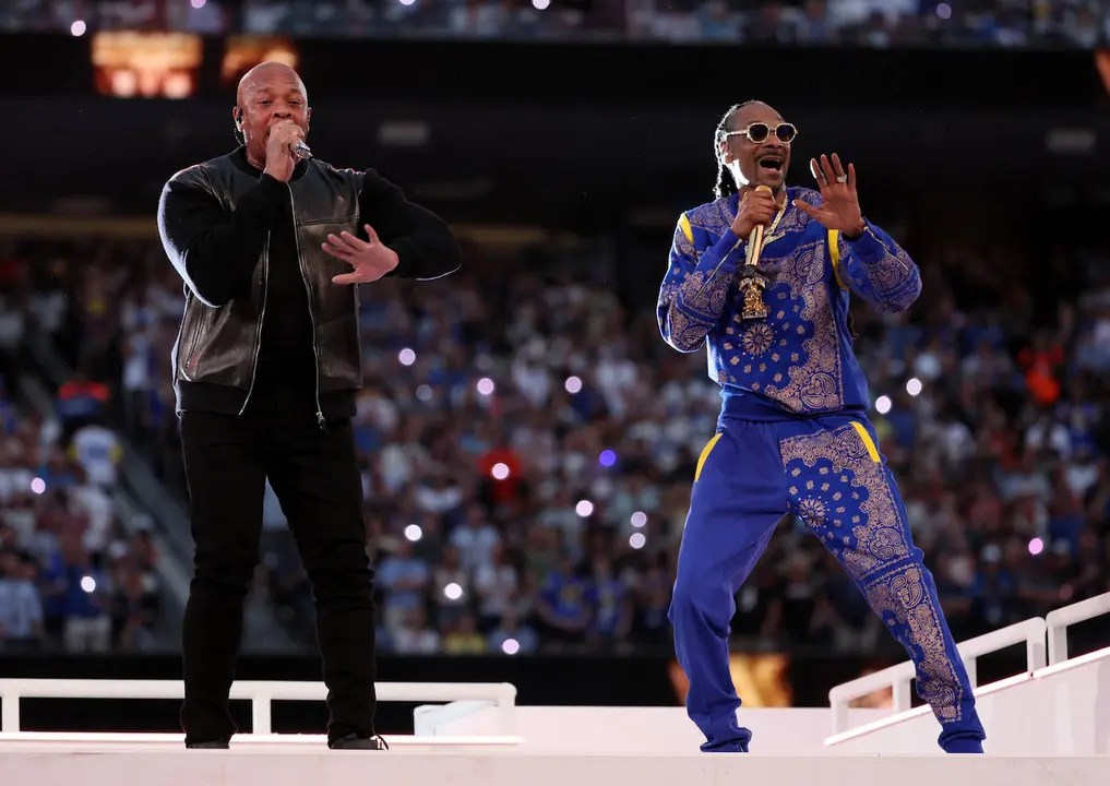 07-show-super-bowl
