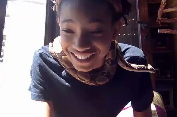 Jaden-Smith-Serpiente