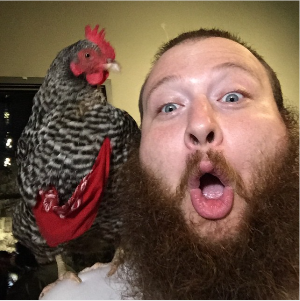 Action Bronson y su gallo