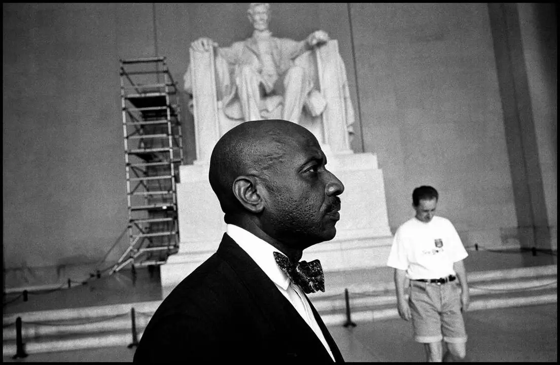Washington D.C. 1992.
Lawyer John CRUMP who was victim of racism from a national hotel.