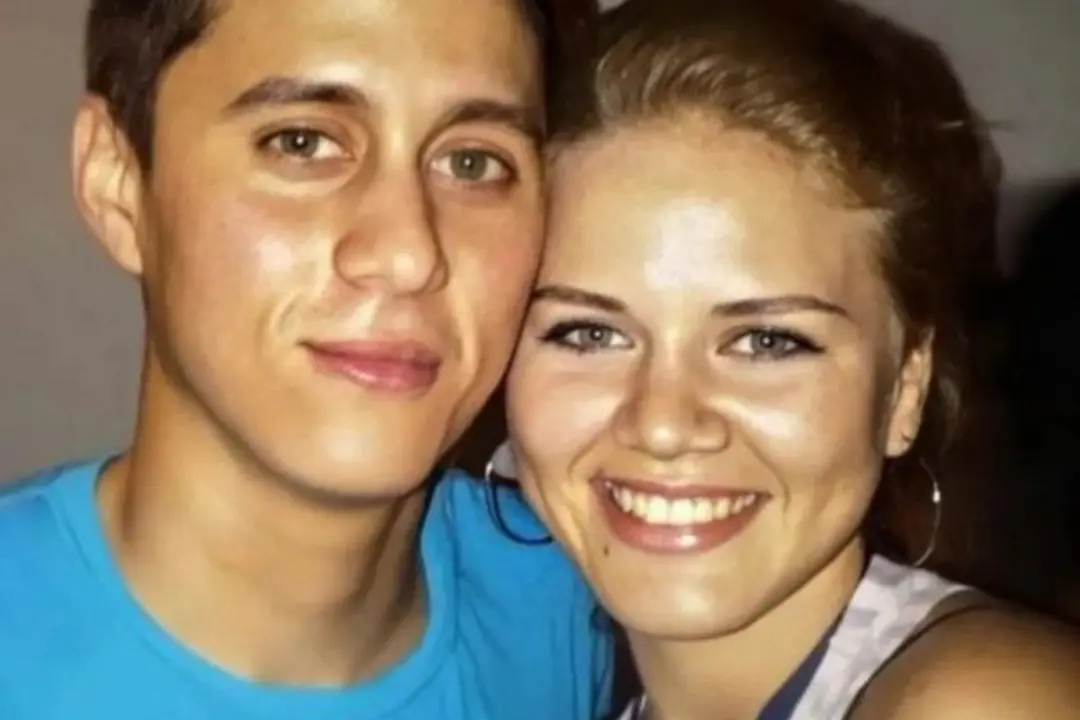 31. Canserbero y Leslie Victoria Vegas González