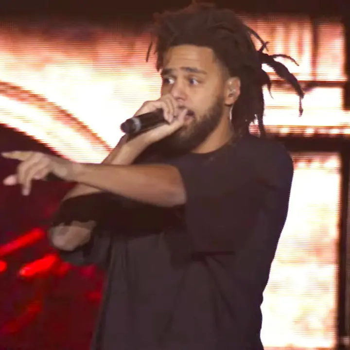 HOTSPOTATL_-_21_Savage_&_J.Cole_Light_Birthday_Bash_ATL_2023_On_FIRE_(xu6HKf40MX0_-_2m38s)_(cropped)