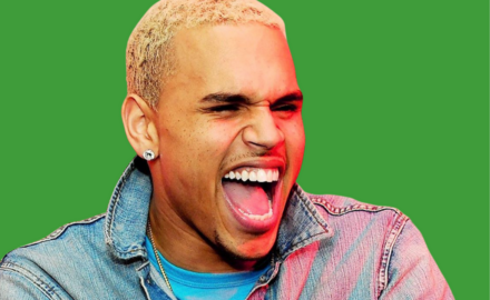 Chris Brown habl&oacute; sobre los escritores fantasma