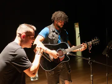 Duquenzii: la promesa musical que combina amor, fidelidad y compromiso