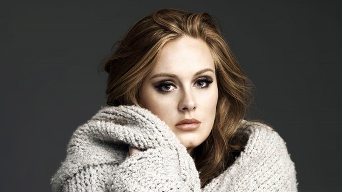 Adele demuestra que sabe rapear bastante bien