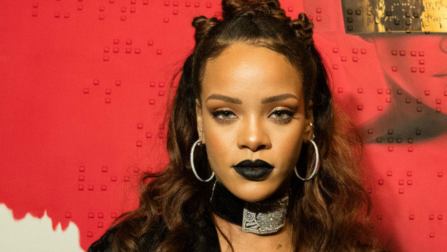 Rihanna lanza su nuevo disco "Anti"