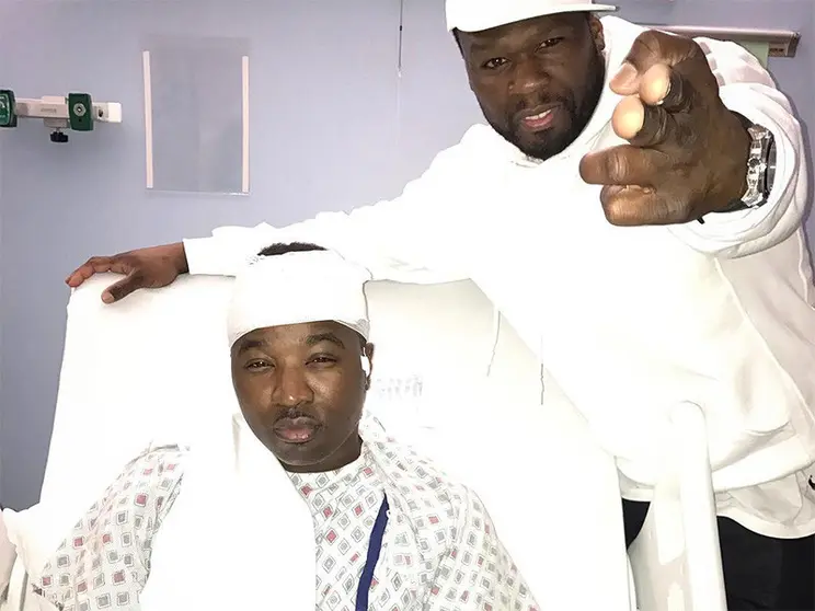 Disparan al rapero Troy Ave dentro de su coche