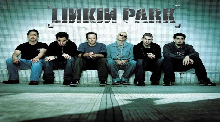 El cantante de Linkin Park se suicida a los 41 años