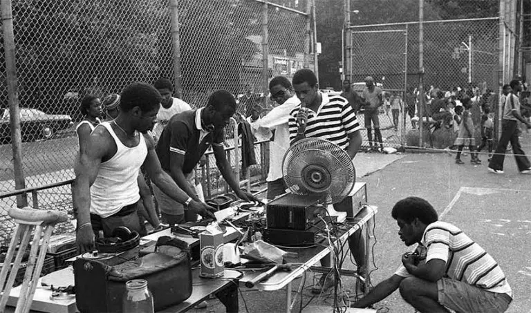 Blockparty del Bronx. Foto por Henry Chalfant