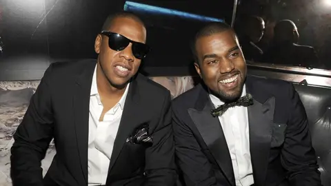Esto es lo que demanda Jay Z y Kanye West en los hoteles