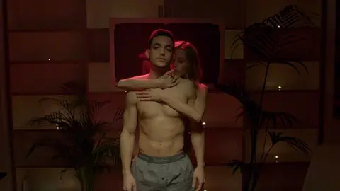 C.Tangana - Lo hace conmigo