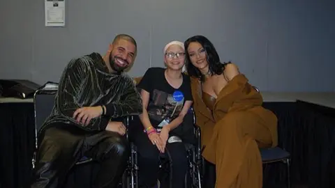 Rihanna y Drake de dedican estas bonitas palabras a una fan 