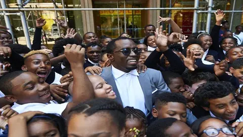 P . Diddy ha demostrado en varias ocasiones que ten&iacute;a mucha clase como rapero, actor, empresario, productor musical y dise&ntilde;ador. Pero recientemente desvelamos otra de sus facetas, la de buen hombre.

