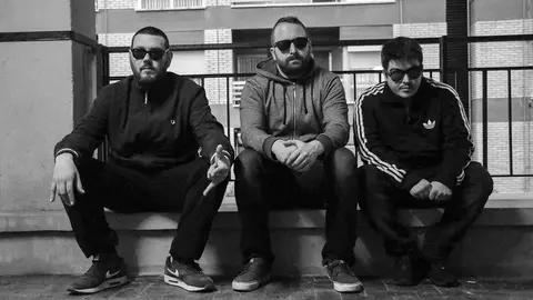 Acusan a Los Chikos del Ma&iacute;z de robar m&uacute;sica