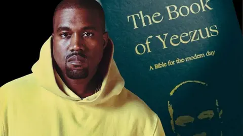 Kanye West junto a la biblia que le obligaba estudiar a sus colaboradores de Donda.