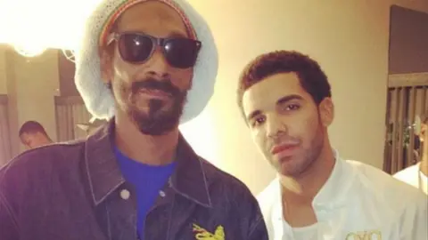 Snoop Dogg y Drake en una foto de archivo