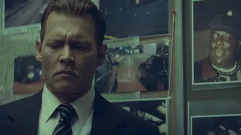 Johnny Depp protagoniza una pel&iacute;cula sobre el asesinato de Biggie y Tupac