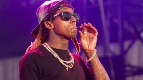 Lil Wayne fuma mucho