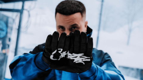 Cruz Cafun&eacute; presenta "Me Muevo Con Dios"