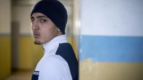 Morad y la ley: Dos a&ntilde;os por su participaci&oacute;n en el lanzamiento de piedras a la polic&iacute;a