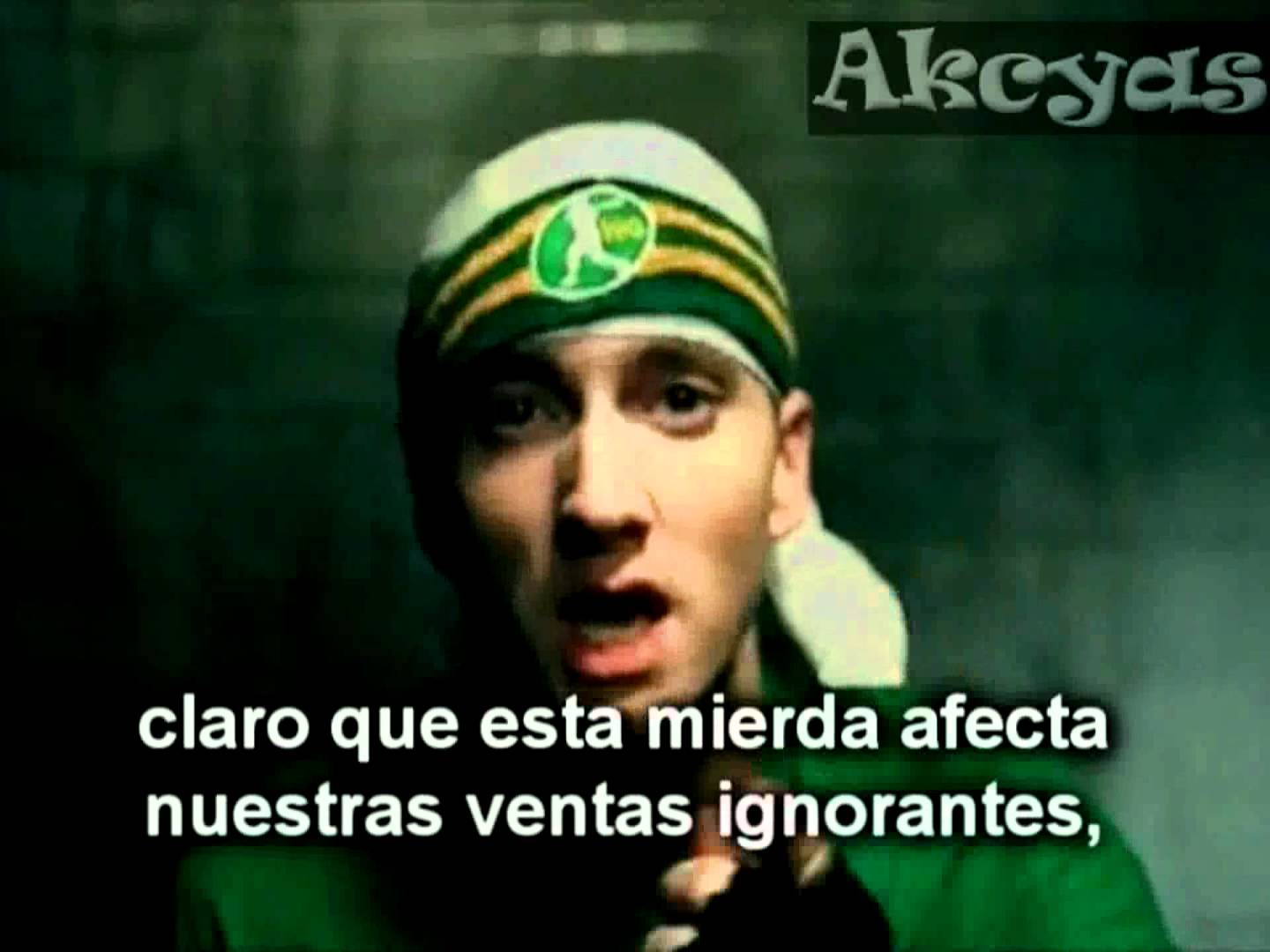 Eminem Sing for the moment. Eminem moment. Синг фор зе момент. Eminem с зелеными волосами. Синг зе момент