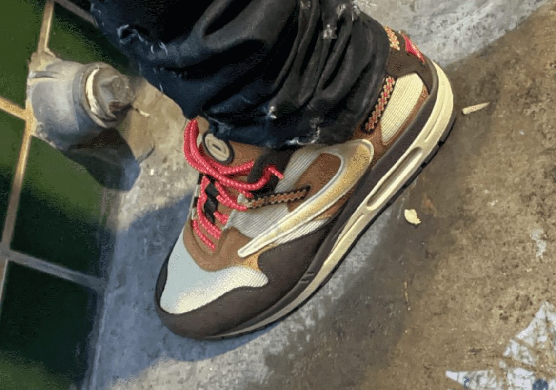 Air Max 1 x Cactus Jack