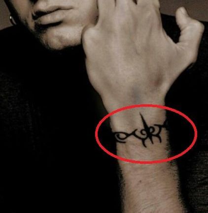 1636317603_837_Los-9-tatuajes-de-Eminem-y-su-significado