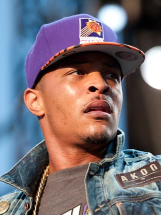 T.I.: altura 1,73 m